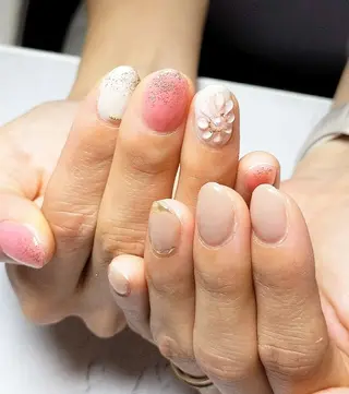 ネイル megumi. sのネイルデザイン