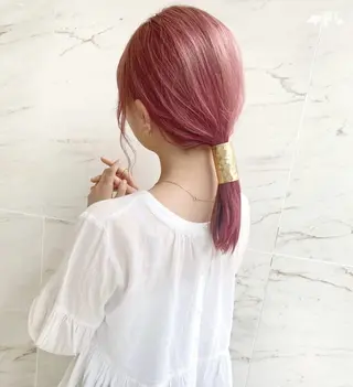 ミディアム 里見 愛梨のヘアスタイル