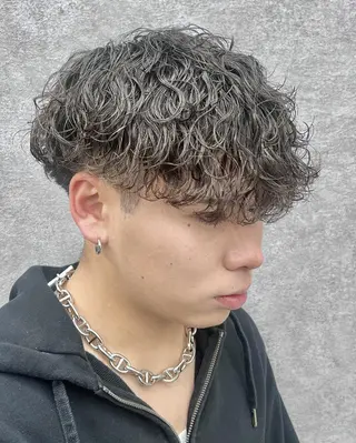 パーマ メンズ GLOP HOMME 店長　アオトのヘアスタイル