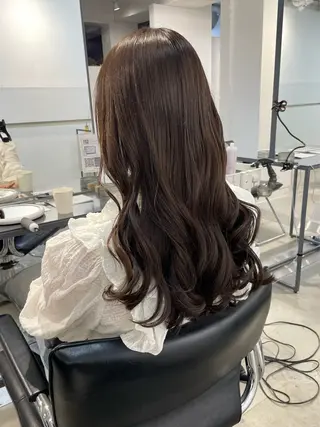 ロング SAKI 新宿のヘアスタイル