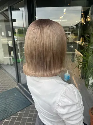 ショート alu所属・alu yuinaのヘアスタイル