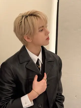 ショート カラー ハイトーン/縮毛矯正 /艶カラー/mikuのヘアスタイル