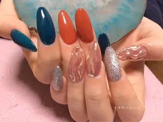 ネイル フラワー ムーンのネイルデザイン