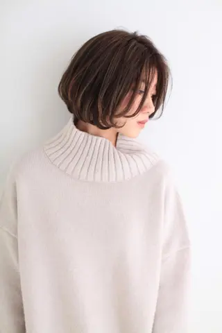 ショート 髪質改善\酸熱TR カット【店長】のヘアスタイル