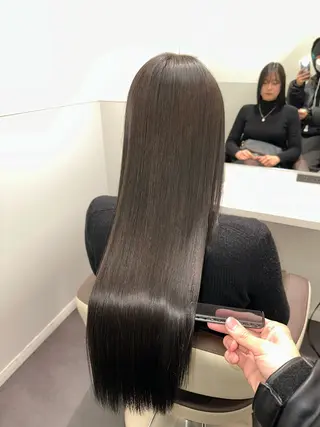 ロング Wisteria所属・美髪特化✨ 伊織✨縮毛矯正✨のヘアスタイル