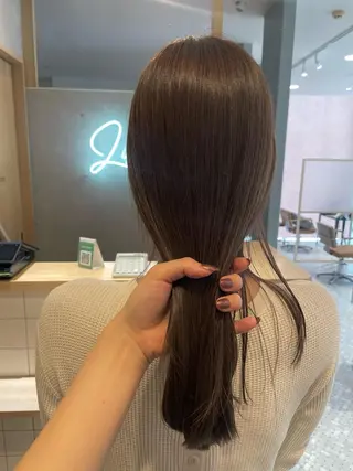 セミロング 女性スタイリスト専門サロン Zina 天神西通り所属・艶髪韓国ヘア MANAMI🎀のヘアスタイル