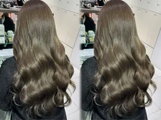 ロング カラー 小林 誉佳のヘアスタイル