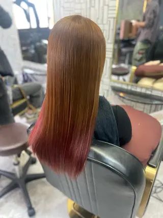 ロング 瀧下 唯のヘアスタイル