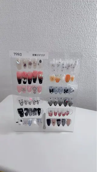 ショート 荒井 由佳のネイルデザイン