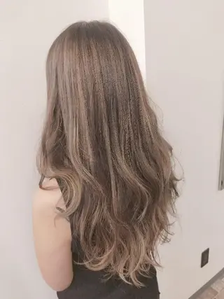 カラー ロング デザインカラー髪質 改善Lilithのその他イメージ