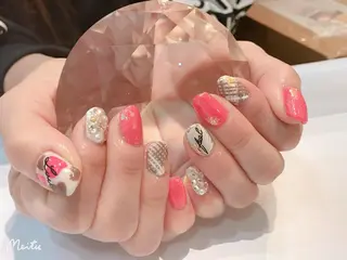 ネイル SINCERELY シンシアリー🌈のネイルデザイン