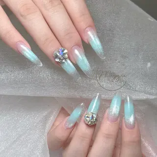ネイル Maggie Nail🦩のネイルデザイン