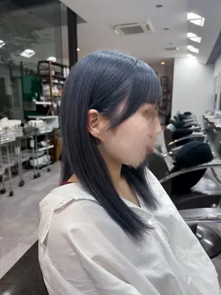セミロング カラー 大門 怜以のヘアスタイル