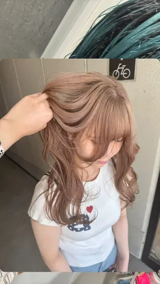 カラー KON所属・KON /nozomiのヘアスタイル