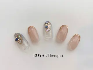 ネイル 【山岡】 ロイヤル•セラピストのネイルデザイン