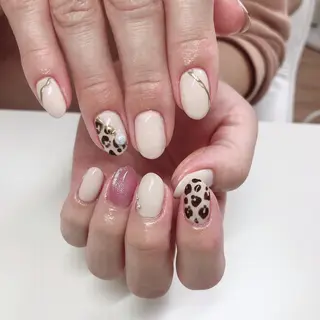 ネイル Lily Roseスタッフ一同のマツエク・マツパデザイン