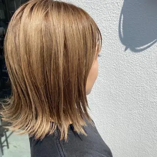 ショート カラー 平 ちひろのヘアスタイル