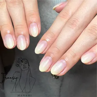 ネイル freesia Manamiのネイルデザイン