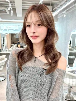 セミロング 大宮🤍縮毛矯正 レイヤー🪽なるのヘアスタイル