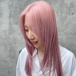 ロング カラー TENSHO レイヤー／ハイトーンのヘアスタイル