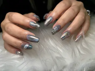 ネイル nail salon Olu所属・olu sakakuraのネイルデザイン