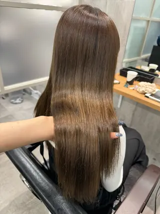 セミロング カラー オオカワユウキ 🎀newi池袋のヘアスタイル