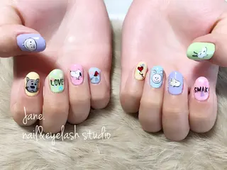 ネイル Yakko pas á pasのネイルデザイン