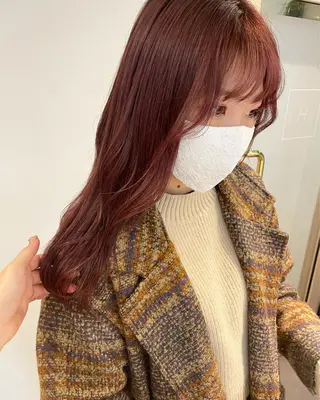 ロング カラー 佐藤 永夏のヘアスタイル