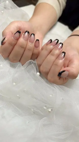 ネイル EmaNail天満橋店所属・EmaNail Risaのネイルデザイン