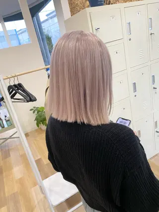 ミディアム LAFRE （ラフリ）所属・ケアブリーチ 黒瀬有汰のヘアスタイル