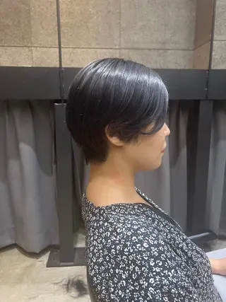 ショート 透明感/血色カラー/ 似合せレイヤー/ゆいのヘアスタイル