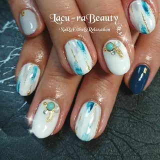 ネイル 小顔と腸の専門店 ラクーラビューティのエステ・リラクイメージ