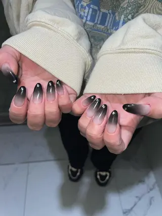 ネイル moca心斎橋所属・˚✧⁺⭐︎༚moca miyuu⁎⁺˳✧༚のネイルデザイン