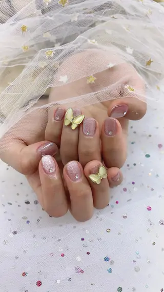 ネイル 🦋ネイルサロン ブラン🌈ゆりのネイルデザイン