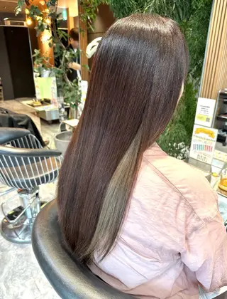 ロング レスピア銀座中央通り店所属・酸性ストレート/ 透明感カラー/中村利のヘアスタイル