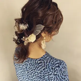 ミディアム カレンダー 弁天町Tomoのヘアスタイル