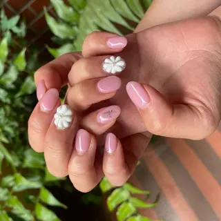 ネイル うにゃねいる🌷 Mayaのネイルデザイン