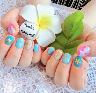 ネイル 🌙都岡 ムーンネイルのネイルデザイン