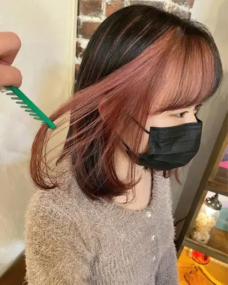 ミディアム sea's所属・ヒラカホ/矢場町/ ブリーチ/似合わせのヘアスタイル