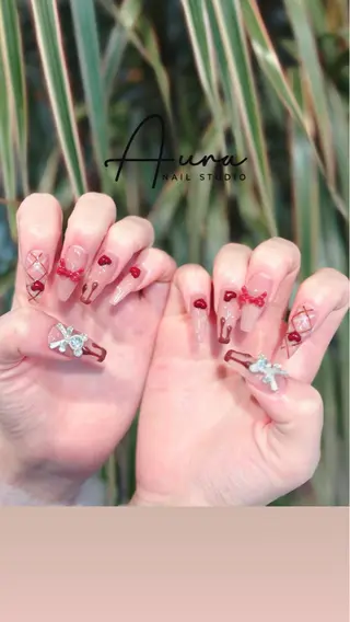 ネイル Aura Nail HanNaのネイルデザイン