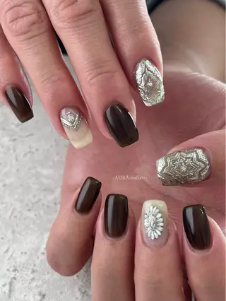 ネイル AURA nailartのネイルデザイン