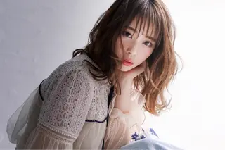 セミロング 橋本 桂のヘアスタイル