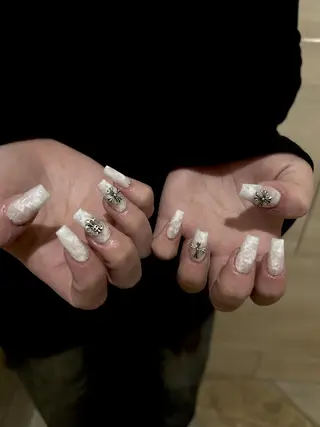 ネイル ２アイ＆ネイルサロン リスブラン銀座新富町のマツエク・マツパデザイン