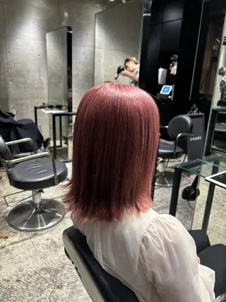 ミディアム カラー 毛利 圭佑のヘアスタイル