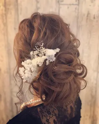 ミディアム ヘアアレンジ ヘアセット&メイクマカロン中洲店所属・ヘアセット CAnameのヘアスタイル