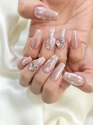 ネイル Ellenail恵比寿店所属・Shion / エルネイル恵比寿のネイルデザイン