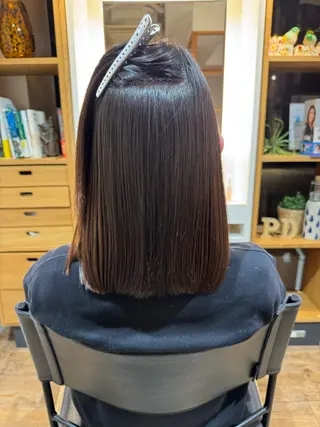 セミロング afloatkobe所属・美髪/髪質改善 川口凌弥のヘアスタイル