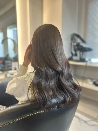 ロング カラー &chaLme   心斎橋所属・emi/髪質改善/ 韓国風/艶カラーのヘアスタイル