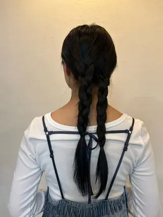 セミロング カラー plaatje所属・山本 百桜のヘアスタイル