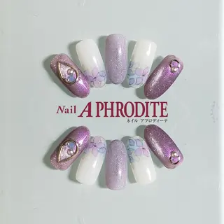 ネイル Nail  Aphroditeのネイルデザイン